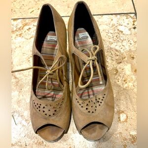 Camper suede heels, beige, 3.5 inch heel. Only worn twice, like new.
